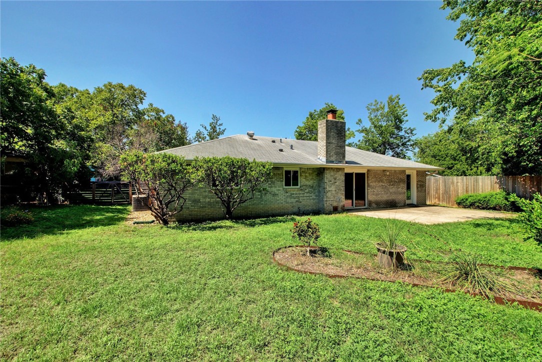 900 Aurora Circle Austin, TX 78757 - Photo 21 of 22