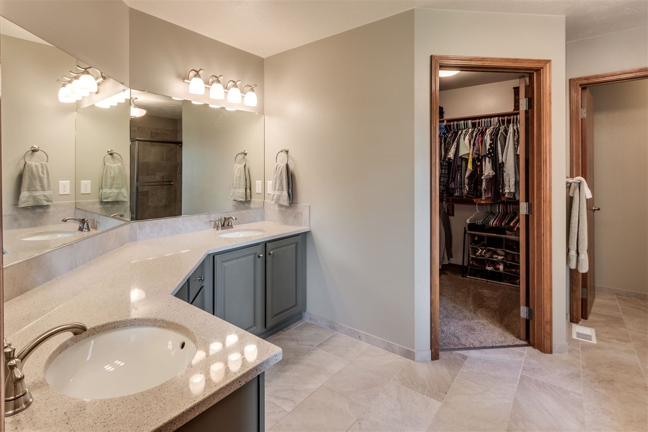 18120 North Ranchette Road Colbert, WA 99005 - Photo 14 of 20