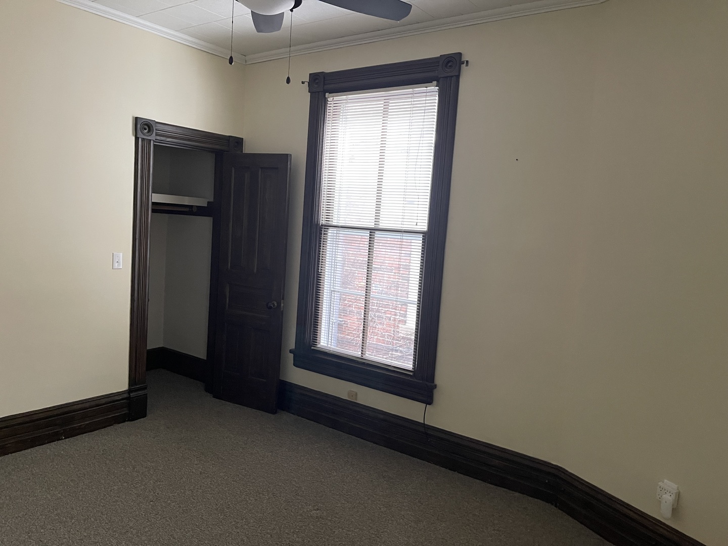 718 Columbus Street Ottawa, IL 61350 - Photo 21 of 23 a view of an empty room with a window