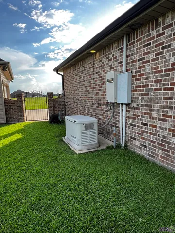 $760,000 | 257 Longdale Drive, Schriever, LA 70395