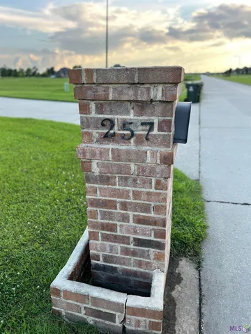 $760,000 | 257 Longdale Drive, Schriever, LA 70395