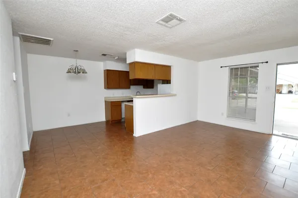 $1,250 | 5511 Cripple Brook Court, Houston, TX 77017