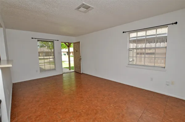 $1,250 | 5511 Cripple Brook Court, Houston, TX 77017