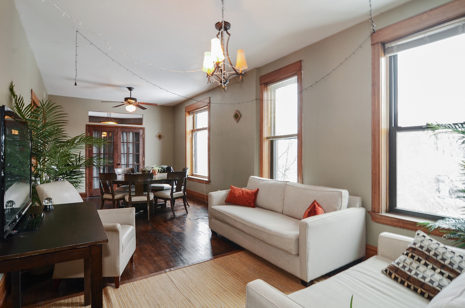 2901 West Logan Boulevard Chicago, IL 60647 - Photo 4 of 10