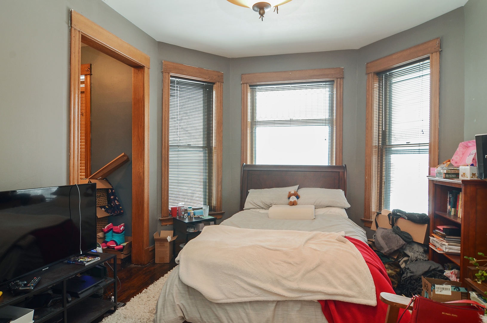 2901 West Logan Boulevard Chicago, IL 60647 - Photo 7 of 10