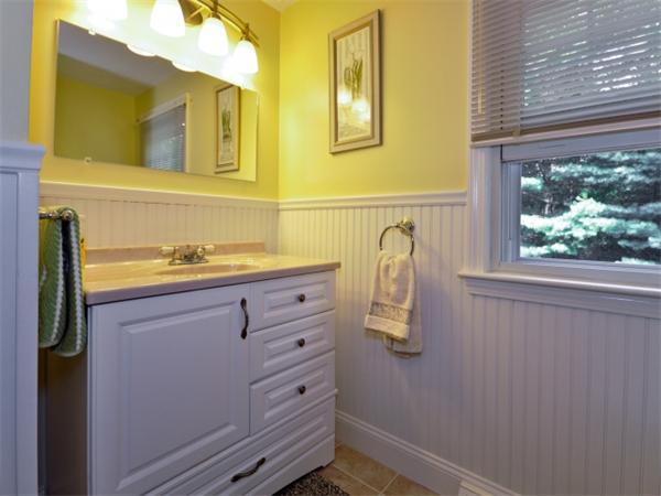 2 Flintlocke Canton, MA 02021 - Photo 16 of 27 Gallery Image 16