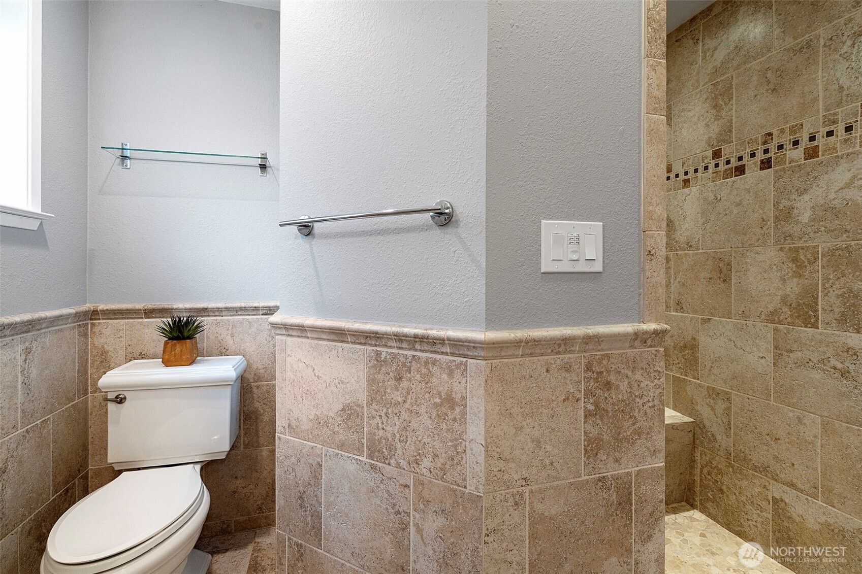 21614 Southeast 259th Street Maple Valley, WA 98038 - Photo 17 of 37