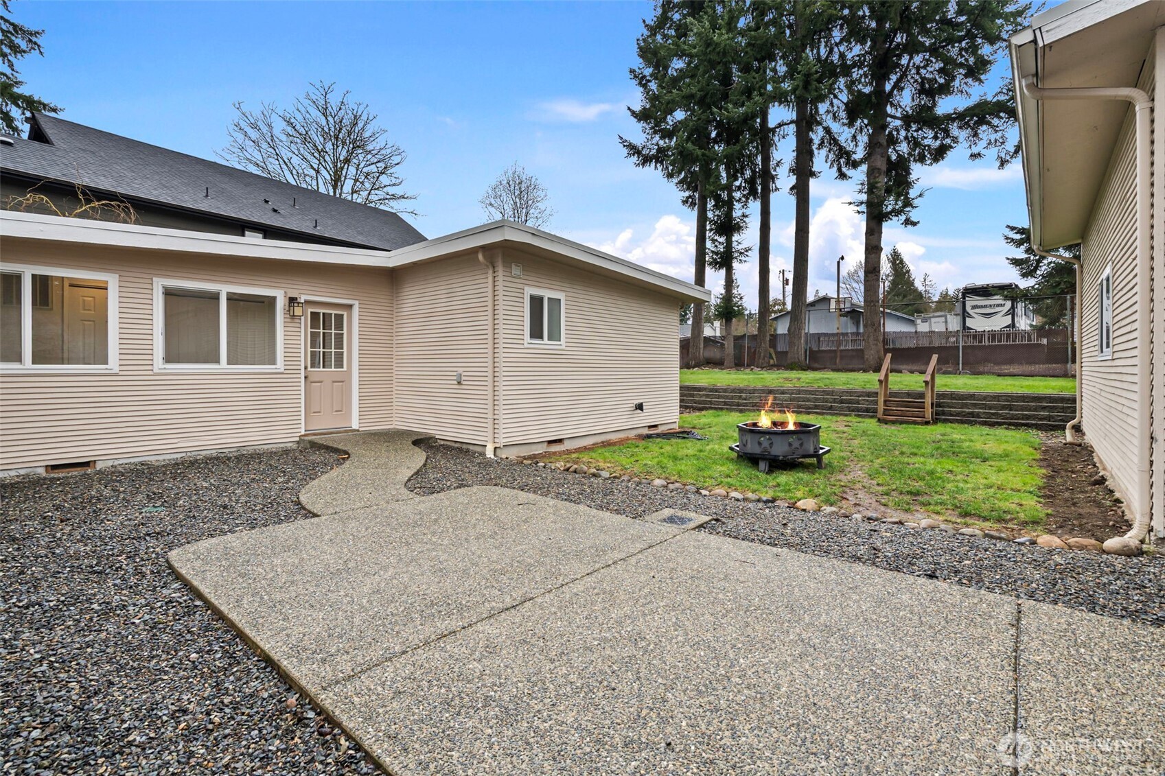 21614 Southeast 259th Street Maple Valley, WA 98038 - Photo 28 of 37