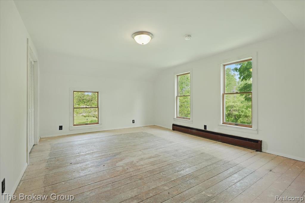 5388 East Potter Road Burton, MI 48509 - Photo 39 of 44 Gallery Image 39