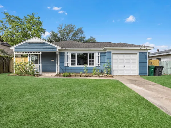 $1,650 | 4218 Crenshaw Street, Houston, TX 77017