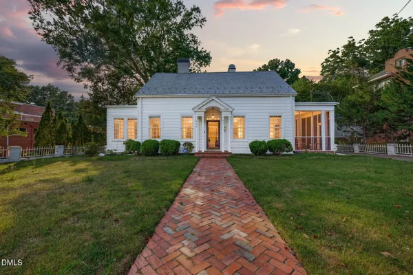 $350,000 | 934 South Chestnut Street, Henderson, NC 27536