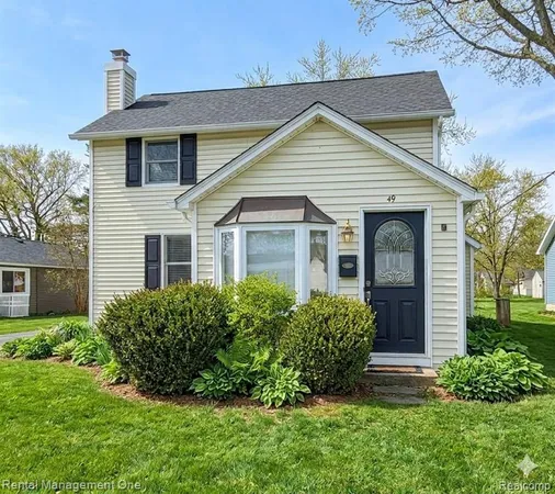 $2,025 | 49 Hovey Street, Oxford, MI 48371