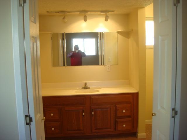 634 Griffith Road Greenwood, IN 46143 - Photo 8 of 8 Gallery Image 8
