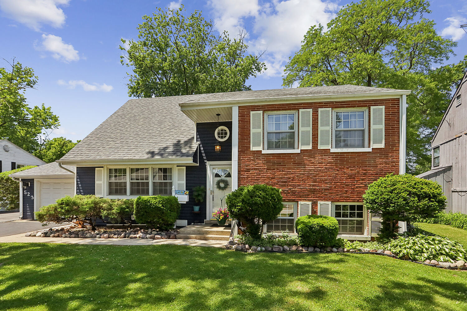 523 Winchester Road Chicago Heights, IL 60411 - Photo 2 of 26 Gallery Image 2