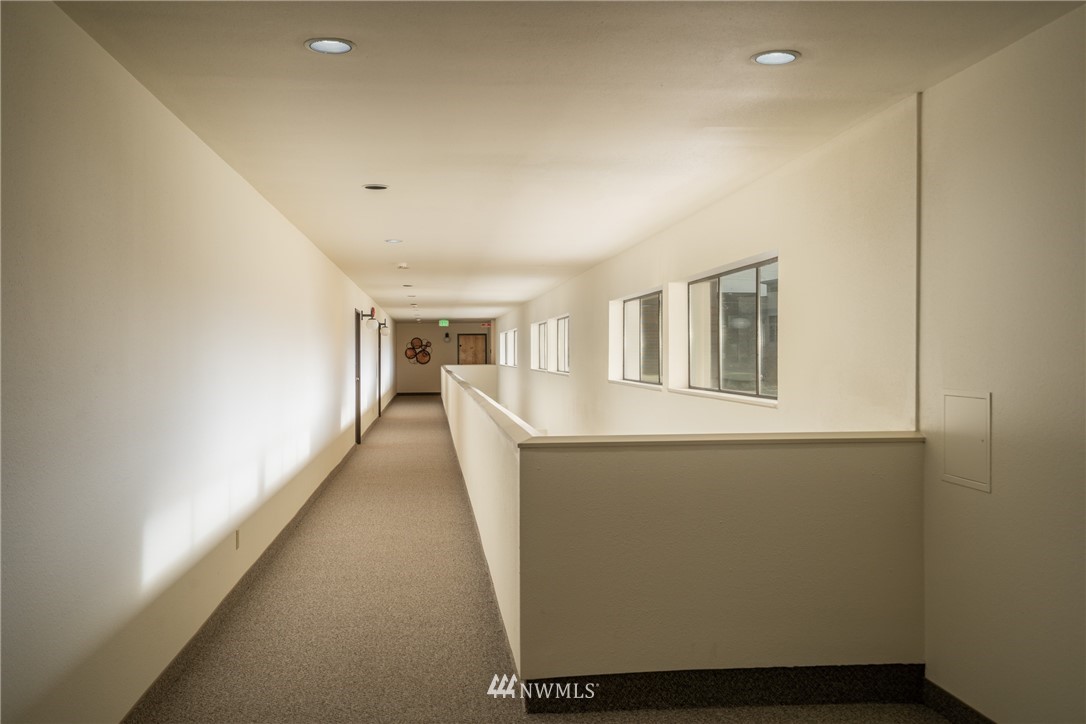 2021 North Laventure Road, Unit 407 Mount Vernon, WA 98273 - Photo 19 of 21 Gallery Image 19