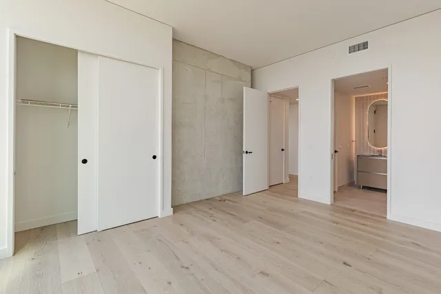 $9,999 | 610 Davis Street, Unit 4901, Austin, TX 78701