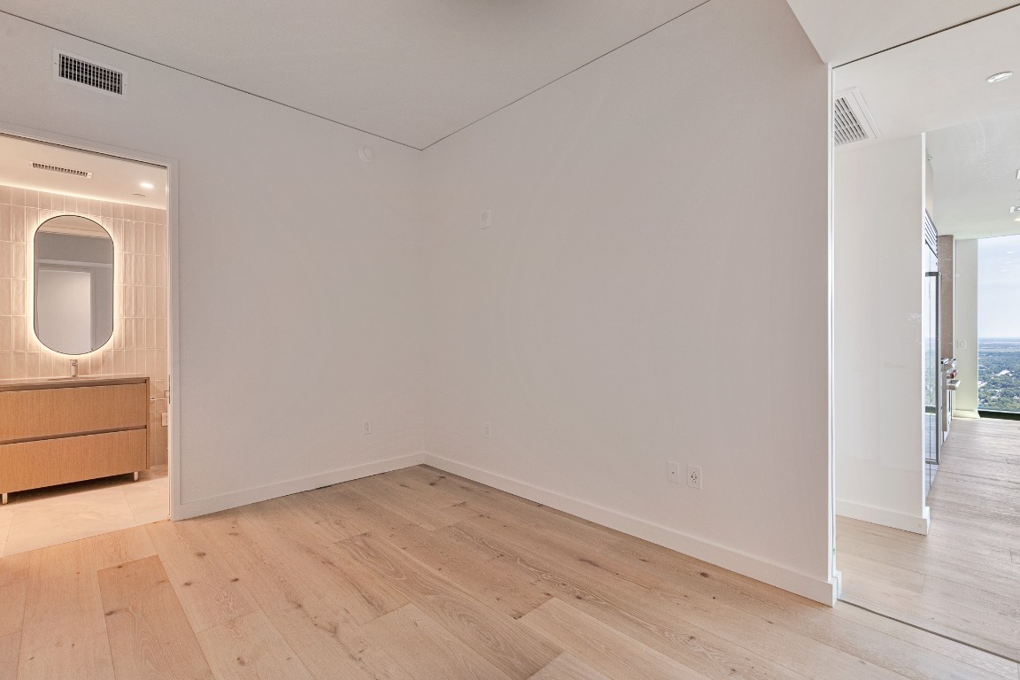 610 Davis Street, Unit 4901 Austin, TX 78701 - Photo 21 of 40