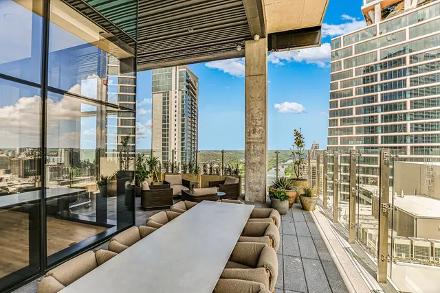 $9,999 | 610 Davis Street, Unit 4901, Austin, TX 78701