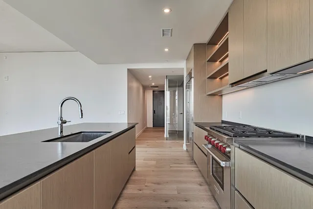 $9,999 | 610 Davis Street, Unit 4901, Austin, TX 78701