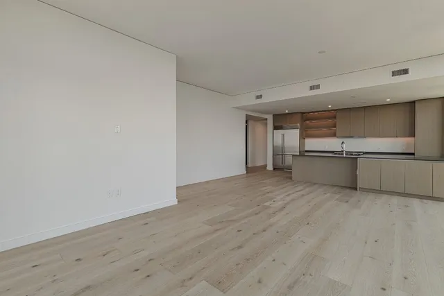 $9,999 | 610 Davis Street, Unit 4901, Austin, TX 78701