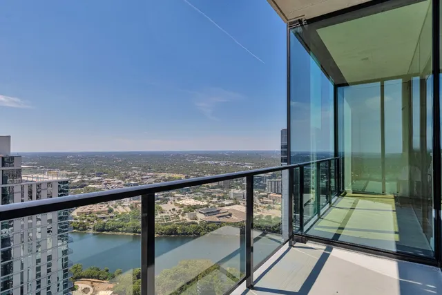 $9,999 | 610 Davis Street, Unit 4901, Austin, TX 78701