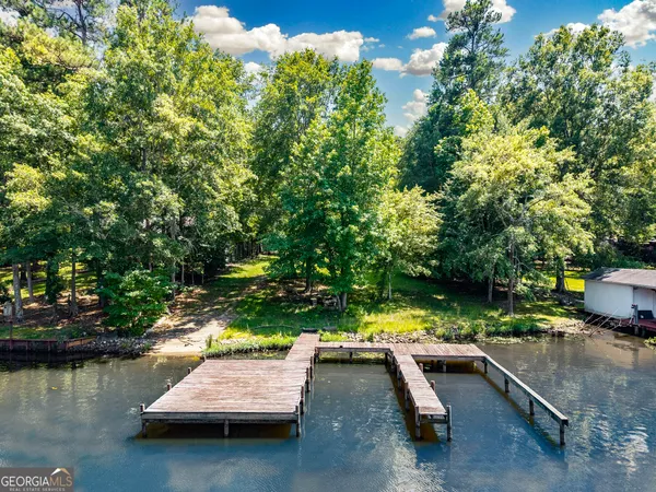$225,000 | 909 South Steel Bridge Road, Eatonton, GA 31024