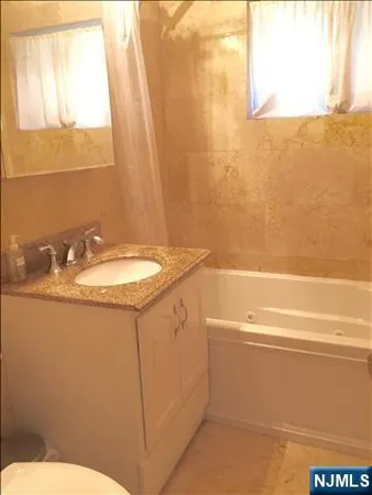 $1,900 | 237 Johnson Avenue, Unit P1, Hackensack, NJ 07601