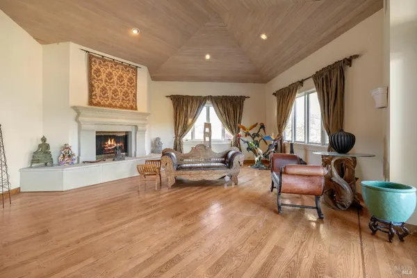 $3,600,000 | 3295 Warm Springs Road, Glen Ellen, CA 95442