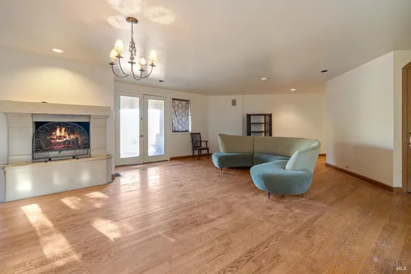 $3,600,000 | 3295 Warm Springs Road, Glen Ellen, CA 95442