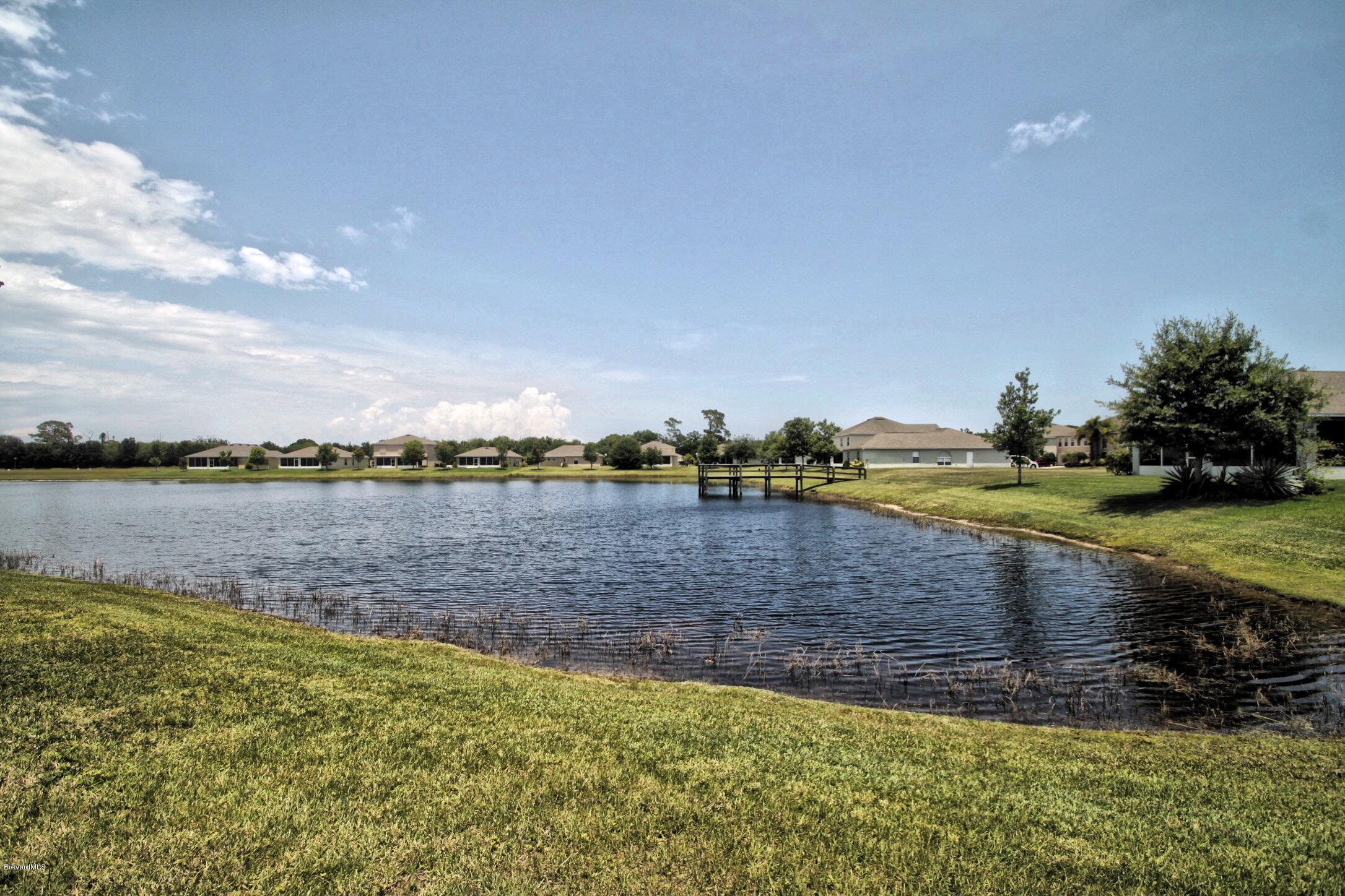 5936 Ridge Lake Circle Vero Beach, FL 32967 - Photo 2 of 28 image