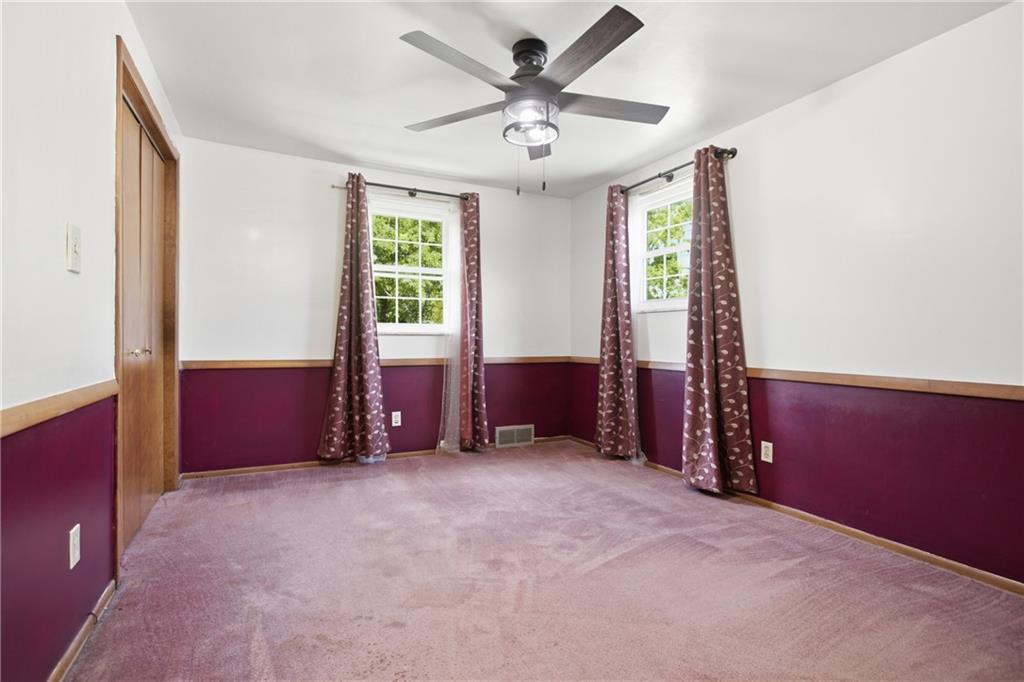 471 Beech Road Pittsburgh, PA 15239 - Photo 27 of 38 Carpet has been changed to light grey!!