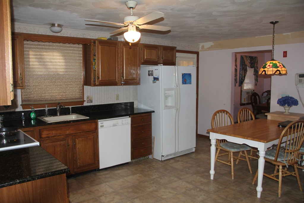54 Westcott Road Hopedale, MA 01747 - Photo 6 of 16 Gallery Image 6