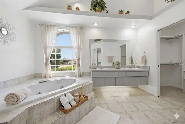 $359,900 | 13640 Morning Court, Hudson, FL 34667