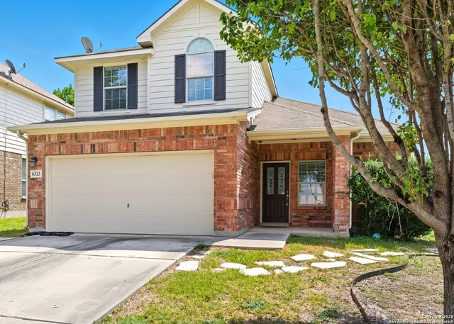 $2,095 | 6323 Myrtle, New Braunfels, TX 78132