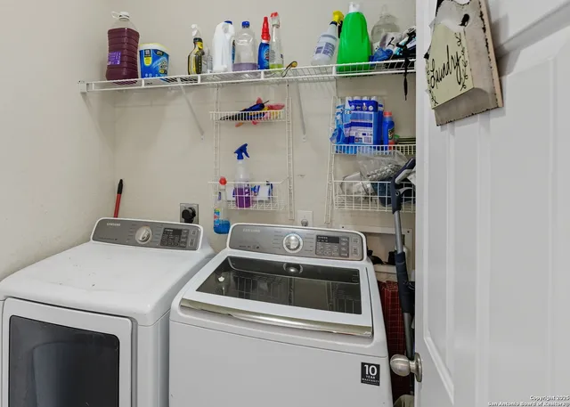 $2,095 | 6323 Myrtle, New Braunfels, TX 78132