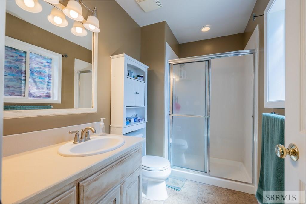 2755 Ridgecrest Drive Idaho Falls, ID 83404 - Photo 25 of 48