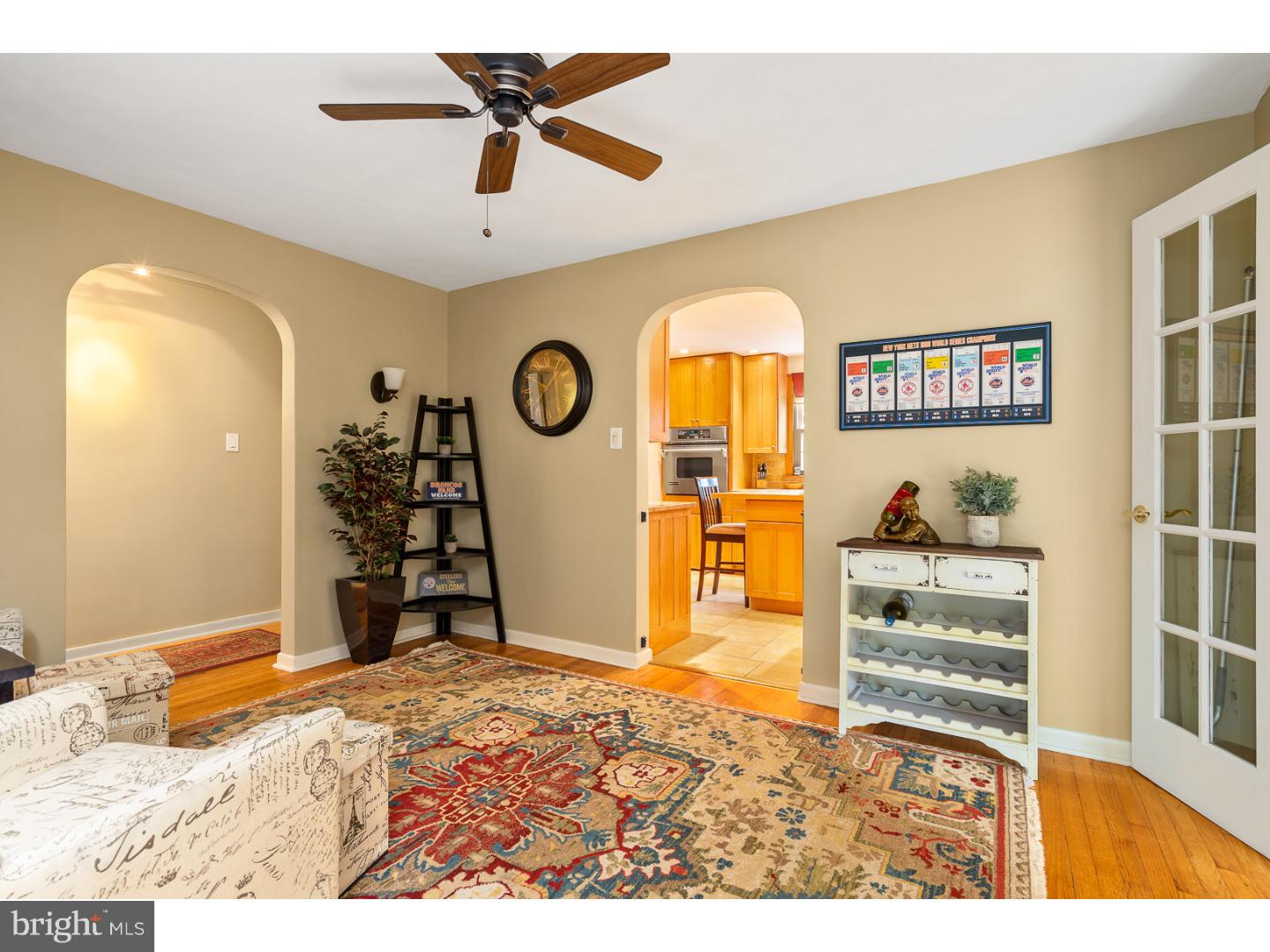 19 Tindall Road Robbinsville, NJ 08691 - Photo 8 of 25 Living Room