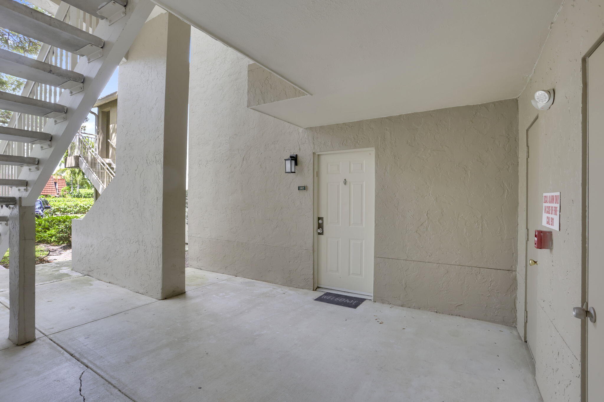 1825 Palm Cove Boulevard, Unit 7102 Delray Beach, FL 33445 - Photo 3 of 19 a view of an empty room