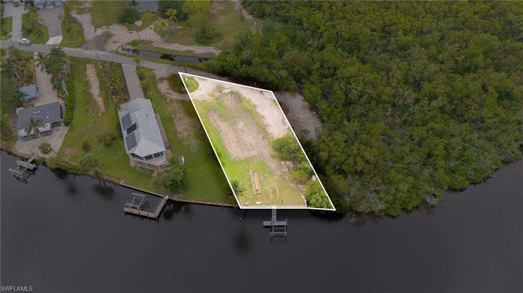 27510 Big Bend Road Bonita Springs, FL 34134 - Photo 7 of 23