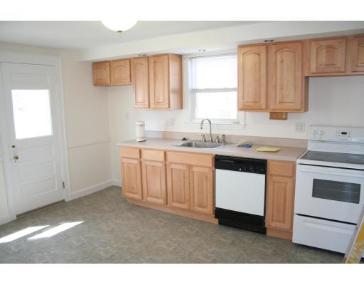 35 Ralph Street Watertown, MA 02472 - Photo 3 of 10 Gallery Image 3