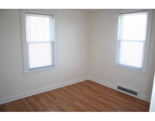 35 Ralph Street Watertown, MA 02472 - Photo 6 of 10 Gallery Image 6