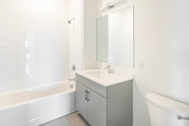 $3,900 | 3531 Washington Street, Unit 203, Boston, MA 02130