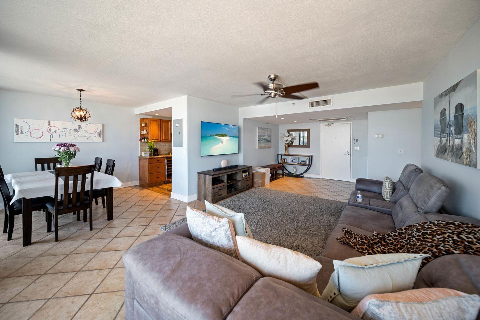 859 Jeffery Street, Unit 404 Boca Raton, FL 33487 - Photo 7 of 39 20210412133142107734000000-o