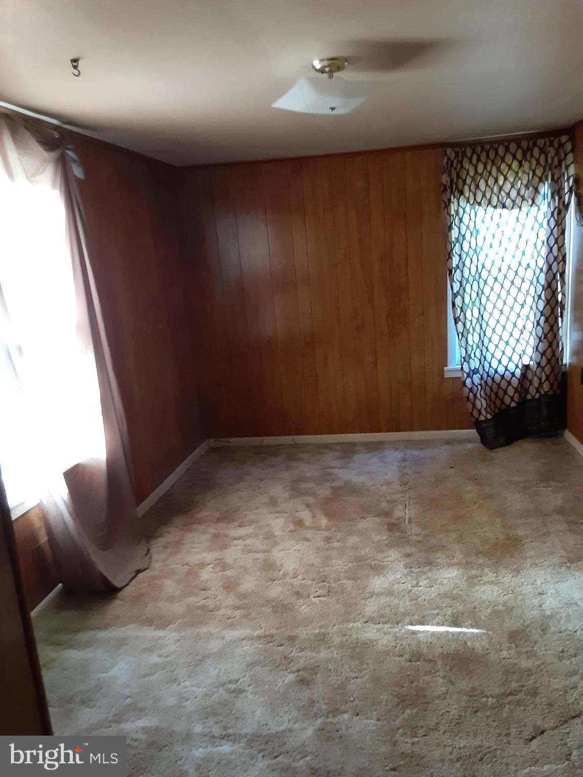 486 Perry Road Winchester, VA 22602 - Photo 7 of 12 Gallery Image 7