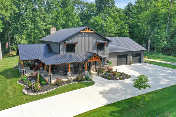 $2,500,000 | 69639 Shady Lane, White Pigeon, MI 49099