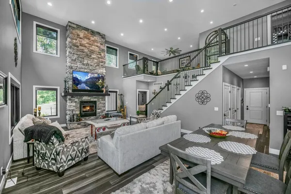 $2,500,000 | 69639 Shady Lane, White Pigeon, MI 49099