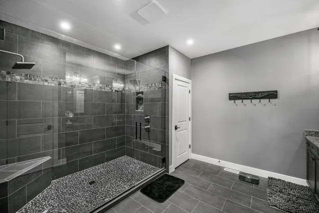 $2,500,000 | 69639 Shady Lane, White Pigeon, MI 49099