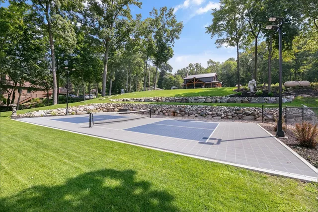 $2,500,000 | 69639 Shady Lane, White Pigeon, MI 49099