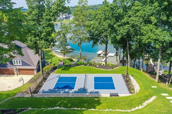 $2,500,000 | 69639 Shady Lane, White Pigeon, MI 49099