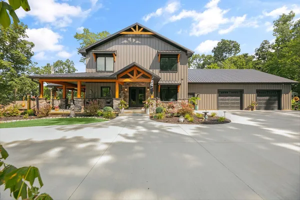 $2,500,000 | 69639 Shady Lane, White Pigeon, MI 49099
